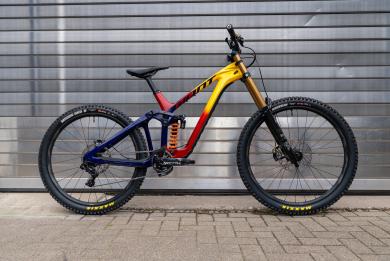 Giant Glory Advanced - Legends Edition (Größe M/L) refurbished 