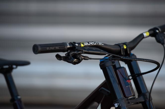 Santa Cruz V10 7 CC MX DH S-Kit - 2023 | Mount7.com