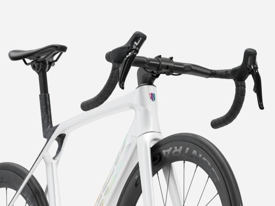 morepic-10