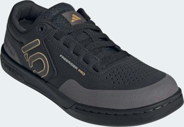 morepic-5