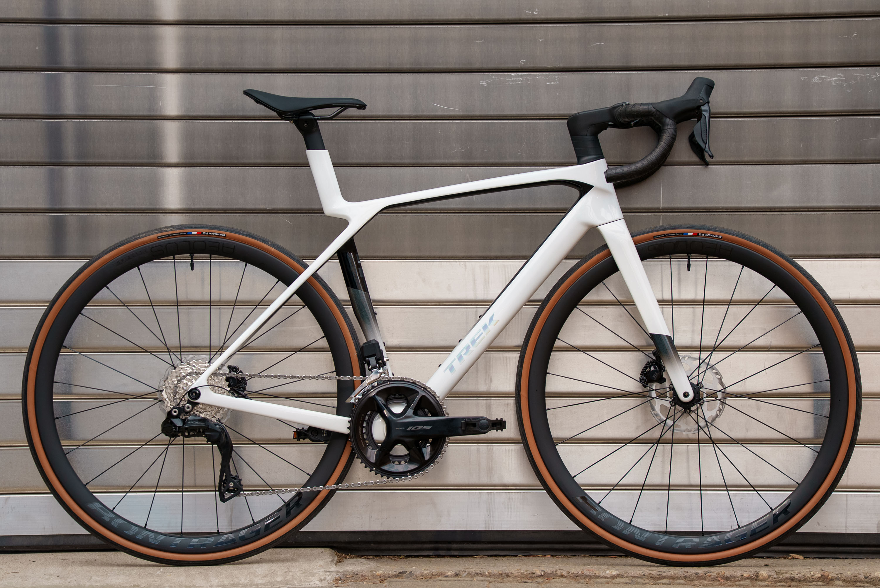 Madone SL 6 Gen 8 - 2025 (Größe M) B-Ware 