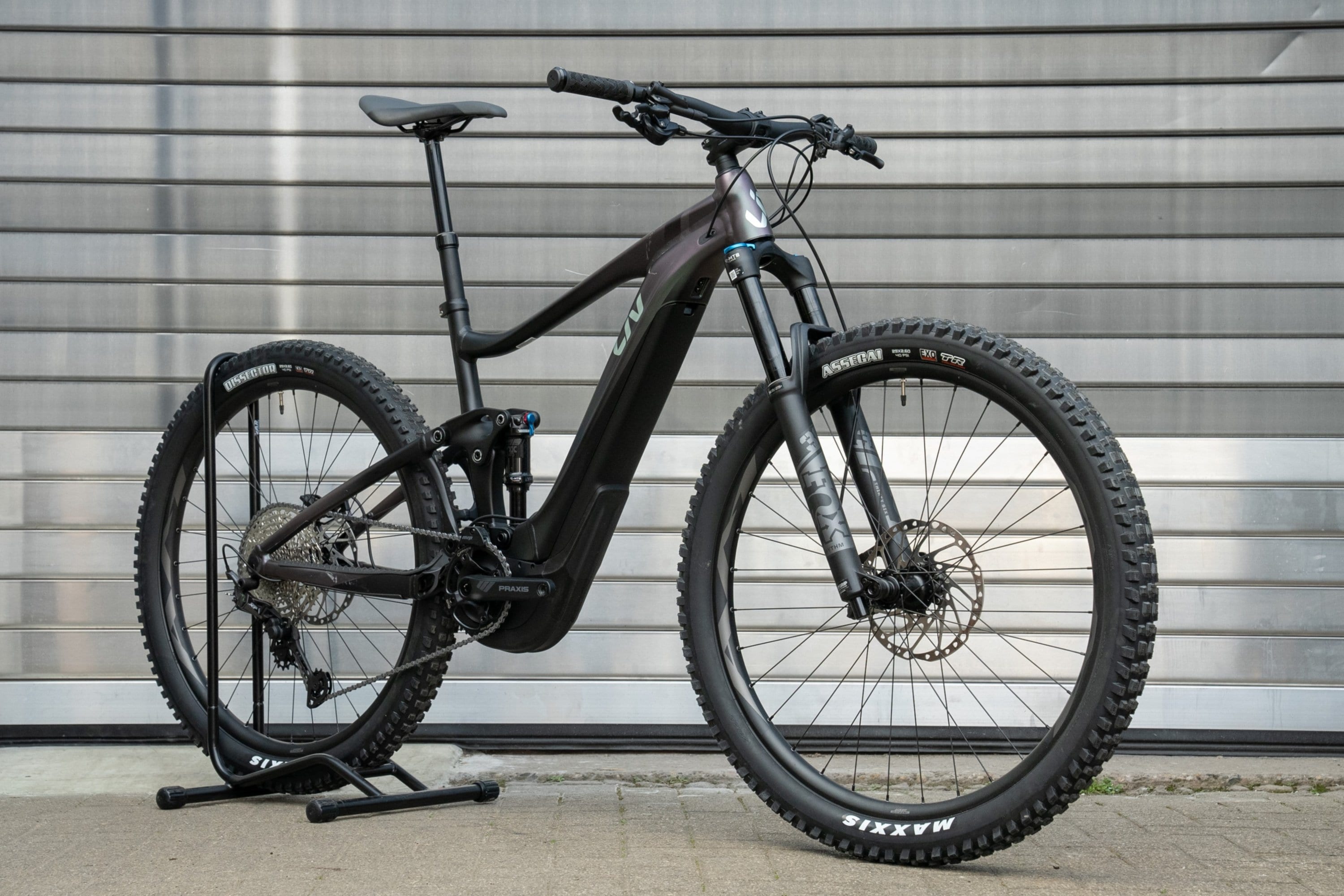 Intrigue X E+ 2 - 2022 (Größe L) B-Ware 