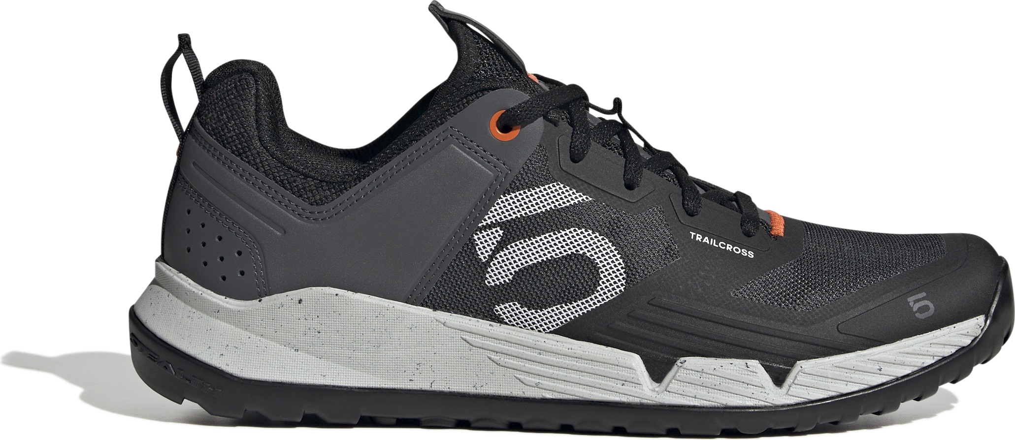 Trailcross XT Core Black / Ftwwht / Grey Six | 43 1/3