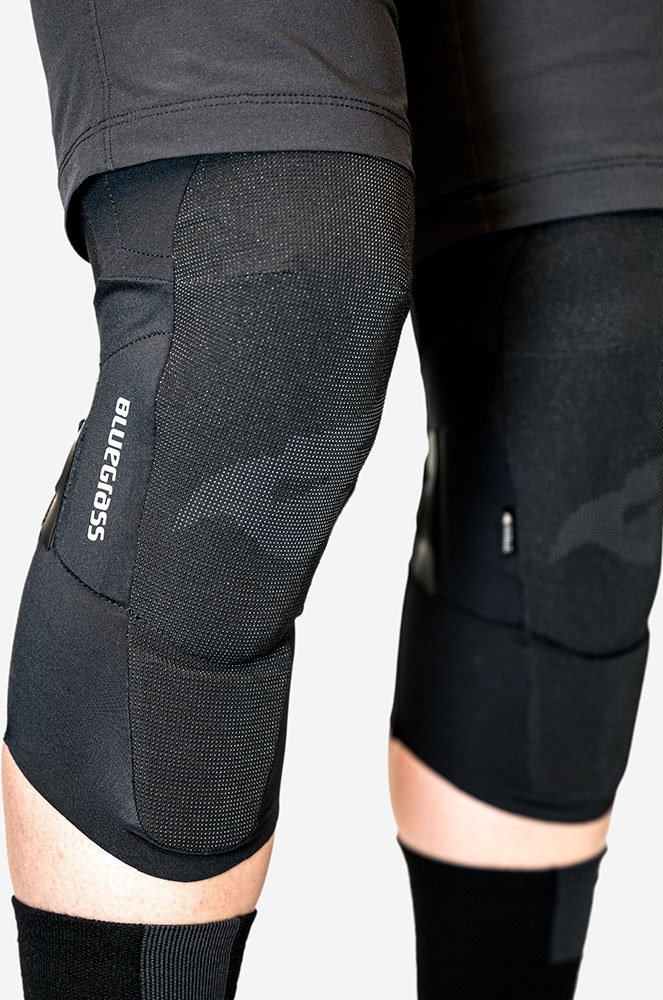 Aura Core Knee 