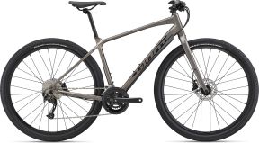 Giant ToughRoad SLR 2 - 2024
