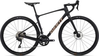 Giant Revolt Advanced 3 - 2023 Carbon Smoke Matt | M
