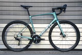 Giant Defy Advanced 2 - 2026 (Größe L) B-Ware