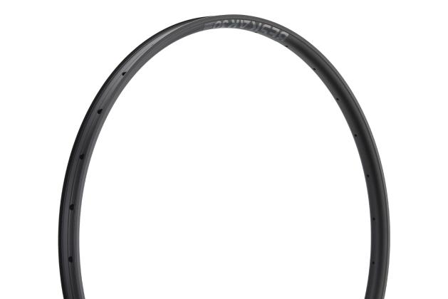 NEWMEN Beskar 30 base Felge 