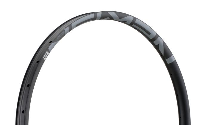 NEWMEN Evolution SL E.G.35 Felge 