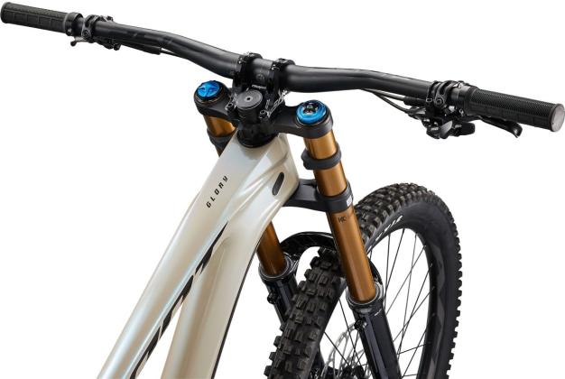 Giant Glory Advanced - 2024 