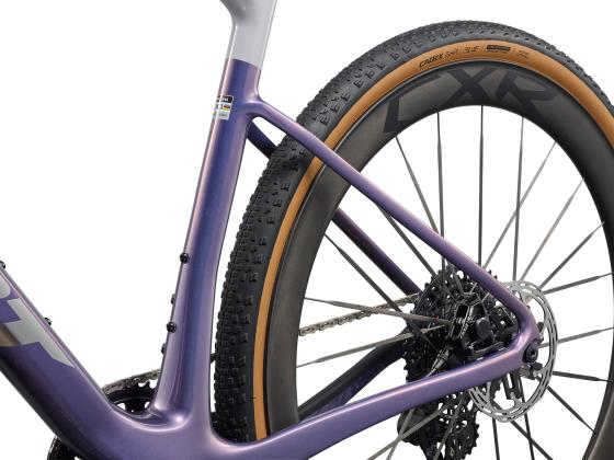 Giant Revolt Advanced SL 1 - 2027 